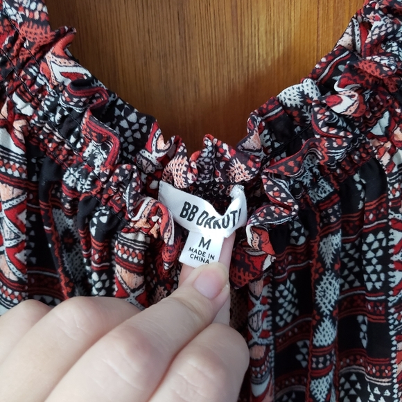 Dress - Picture 2 of 2